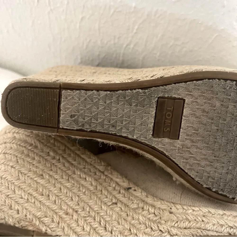 Toms Women's Monica Espadrille Wedge Open Toe Sandal Shoe Casual Size 7.5W EUC